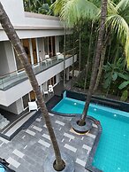 Waves By Jumbo Holidayz