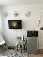 Charming Executive Studio, Solar Power, Wifi