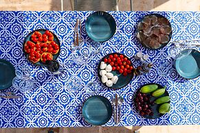 4152 Trulli Salsapariglia by Perle di Puglia