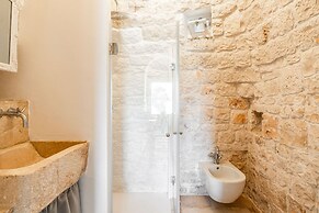 4152 Trulli Salsapariglia by Perle di Puglia