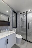 Alba Gardens 1Bed by YourHost