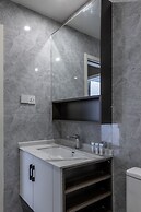 Alba Gardens 1Bed by YourHost