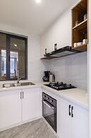 Alba Gardens 1Bed by YourHost