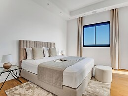 Sanders Crystal 2 Limassol