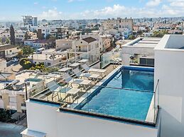 Sanders Crystal 2 Limassol