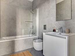 Sanders Crystal 2 Limassol