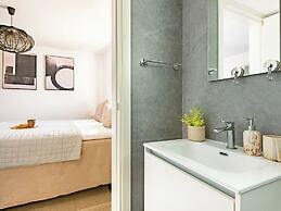 Sanders Crystal 2 Limassol