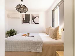 Sanders Crystal 2 Limassol