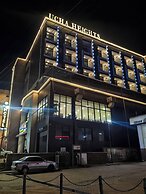 UCHA HOTEL & Suites