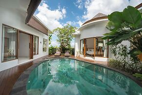 Floros Villa Canggu by Uniquecations