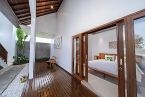 Floros Villa Canggu by Uniquecations