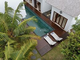 Floros Villa Canggu by Uniquecations