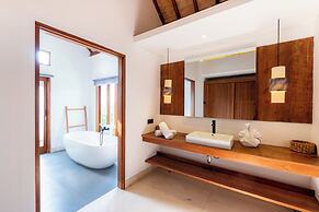 Floros Villa Canggu by Uniquecations