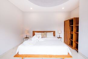 Floros Villa Canggu by Uniquecations