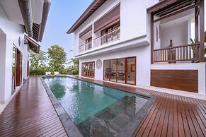 Floros Villa Canggu by Uniquecations