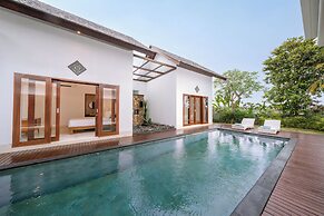 Floros Villa Canggu by Uniquecations
