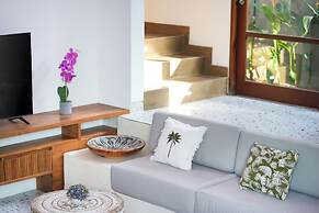 Floros Villa Canggu by Uniquecations