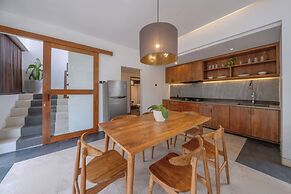 Floros Villa Canggu by Uniquecations