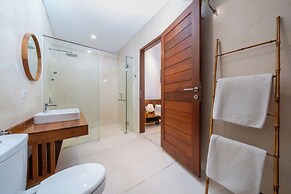 Floros Villa Canggu by Uniquecations