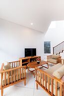 Floros Villa Canggu by Uniquecations