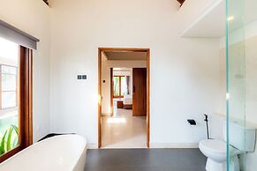 Floros Villa Canggu by Uniquecations