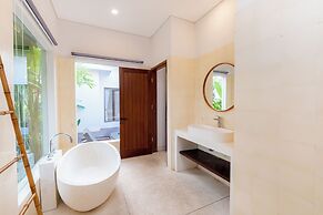 Floros Villa Canggu by Uniquecations