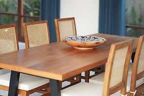 Floros Villa Canggu by Uniquecations