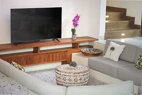 Floros Villa Canggu by Uniquecations