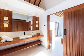Floros Villa Canggu by Uniquecations