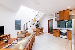 Floros Villa Canggu by Uniquecations