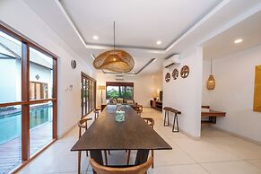 Floros Villa Canggu by Uniquecations