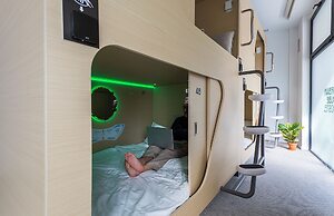 Urban Cube Hostel Sevilla