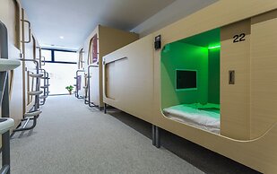 Urban Cube Hostel Sevilla