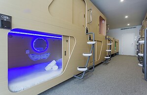 Urban Cube Hostel Sevilla