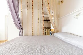 4098 Alcova Barone by Barbarhouse