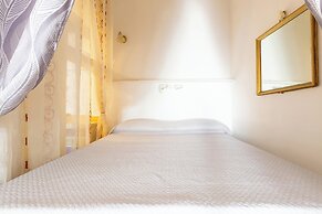 4098 Alcova Barone by Barbarhouse