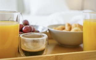 Loutraki Coastal Apartment Retreat