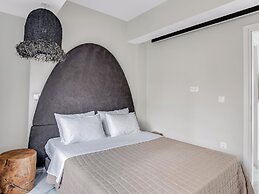 Sanders Old Port Thessaloniki