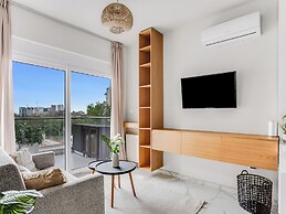 Sanders Old Port Thessaloniki