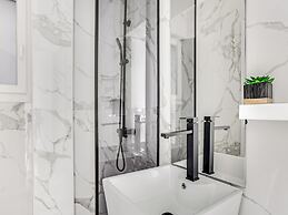 Sanders Old Port Thessaloniki