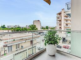 Sanders Old Port Thessaloniki