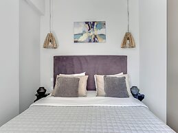 Sanders Old Port Thessaloniki