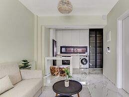 Sanders Old Port Thessaloniki