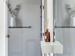 Sanders Old Port Thessaloniki