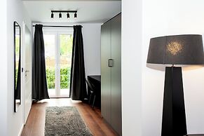 Hotel Deluxe
