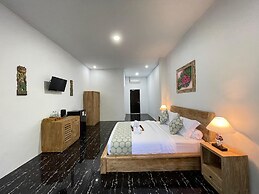 Rai Wood Carver and Homestay