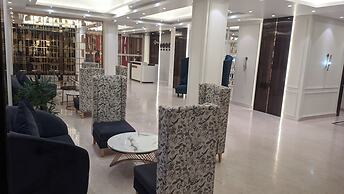 The White IBIS A Boutique Hotel