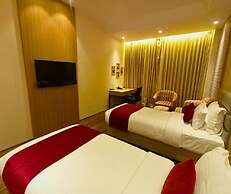 The White IBIS A Boutique Hotel