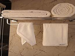 The White IBIS A Boutique Hotel