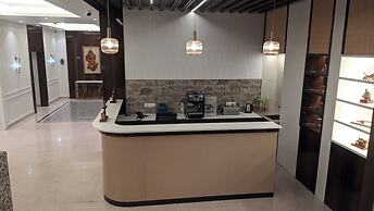 The White IBIS A Boutique Hotel